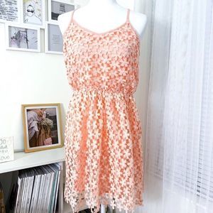 Short Spaghetti-Strap V-Neck Lace Party Dress NWOT